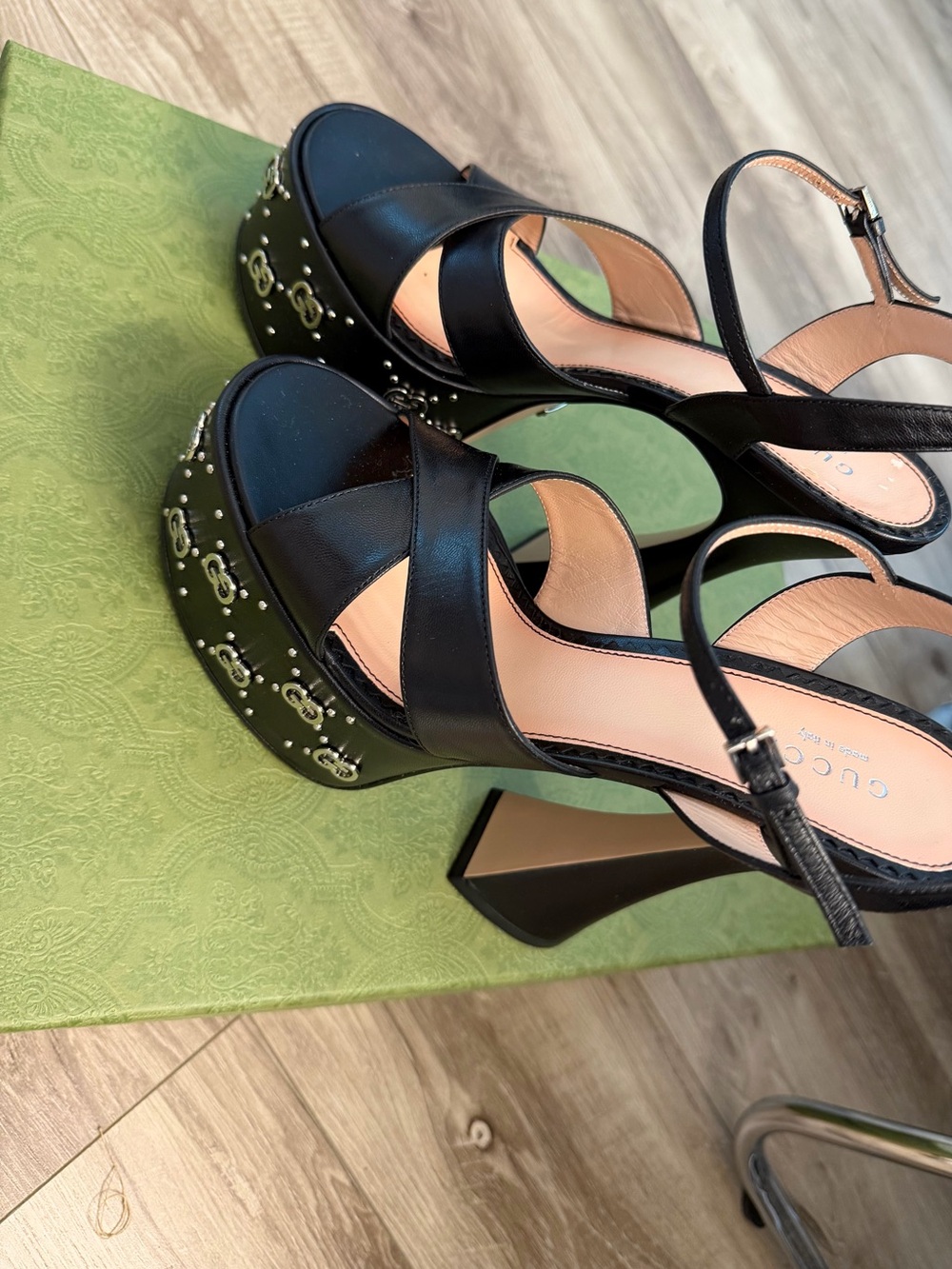 Gucci Black Leather Platform Slingback Sandals with Silver GG Studs - Picture 6 of 7